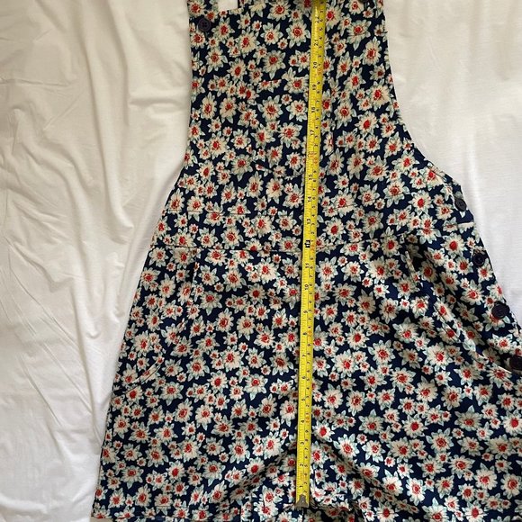 SOLD - Gorgeous Band of Gypsies Floral Overalls (Shorteralls) in Size Medium - Picture 7 of 8